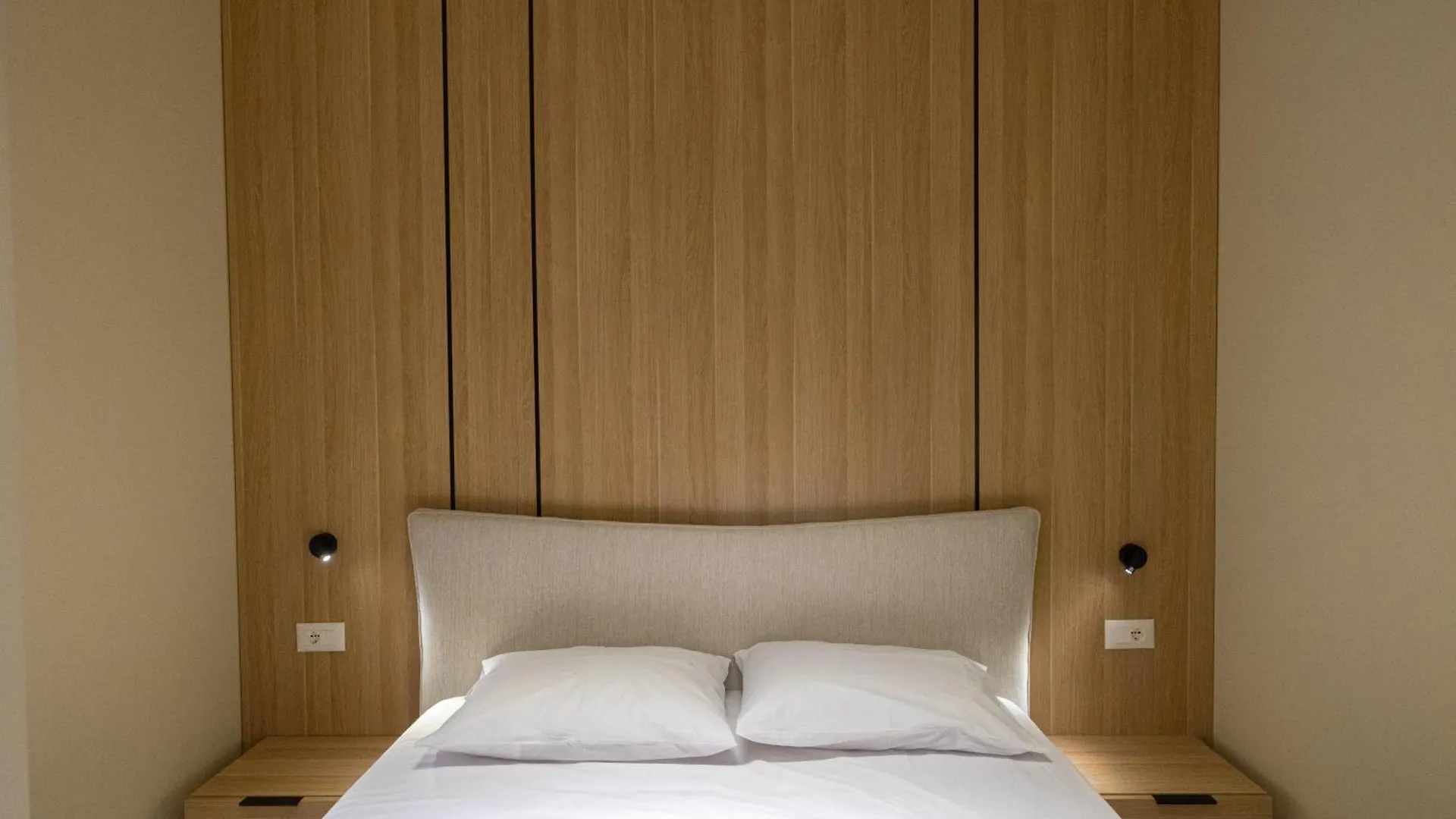 Ameli Luxury Apartment Vlore Albania