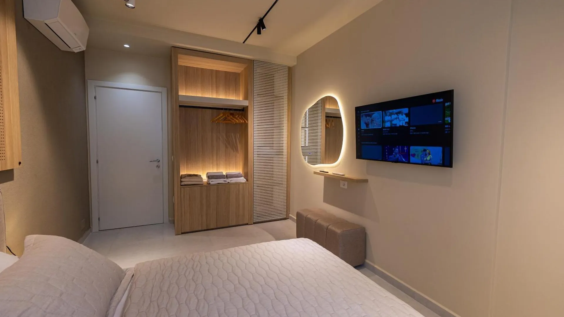 Ameli Luxury Apartment Vlore 0*,  Albania
